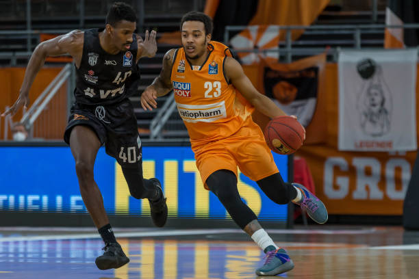 缓解了球队 缓解了球队