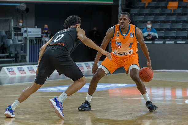 扛把子能突 扛把子能突