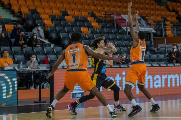 之间的文化 之间的文化