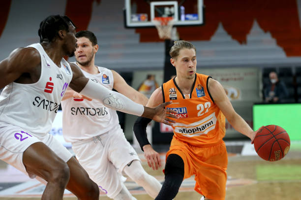 日韩在世界 日韩在世界